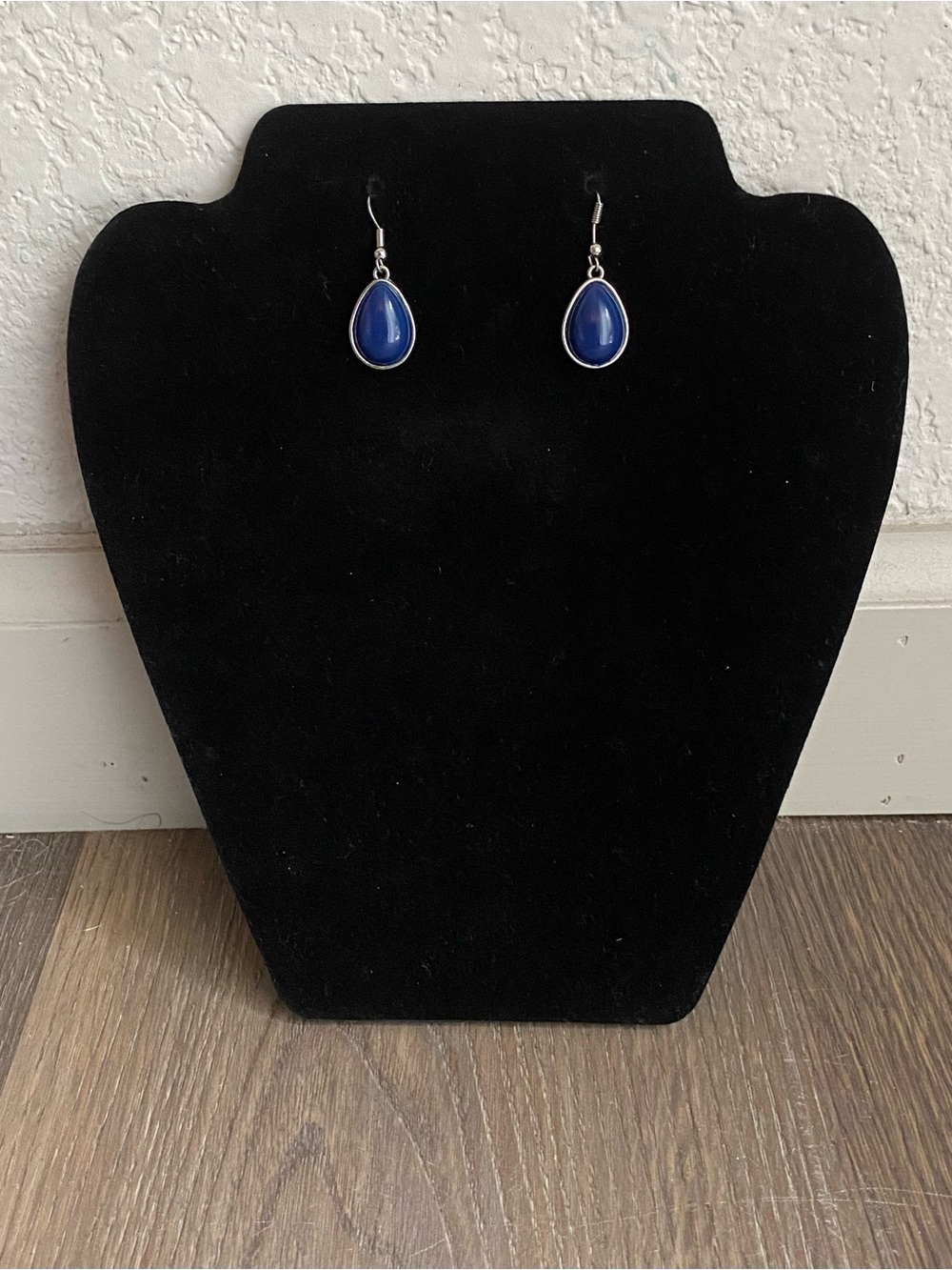 Blue Teardrop Dangle Earrings
